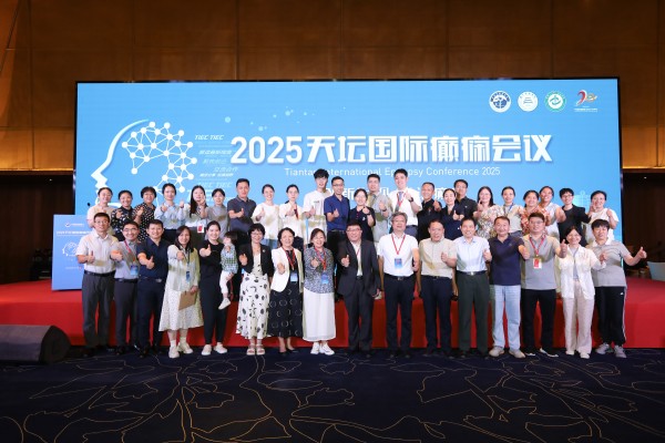 1765336220436421.jpg WXWA1828.jpg