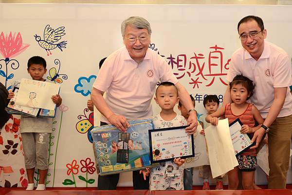 2014癫痫关爱日1_副本.jpg